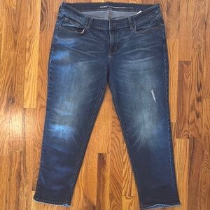 Old navy denim boyfriend capris